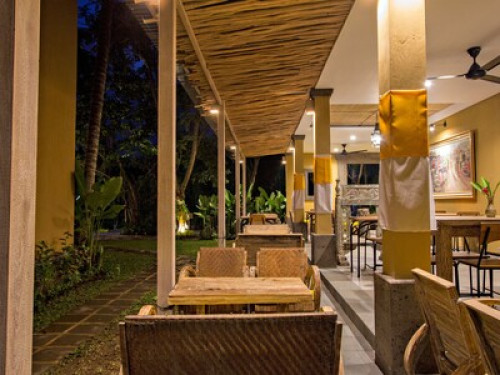 A Real Local Family Hotel - Gallery - 8