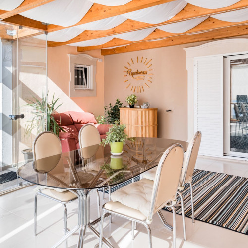 Charming home near Ferrel Center  - Gallery -  2