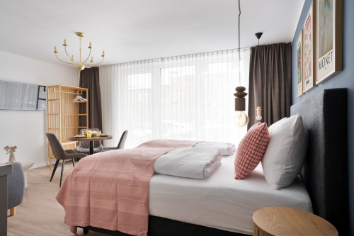 Deluxe Studio with Sofa | kitchen | home2share - Gallery - 27