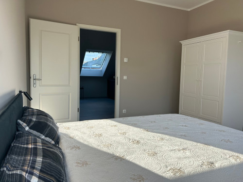 Stylish 2-Room Apartment | 90 m² | Dresden North | Parking & WiFi - Gallery - 10