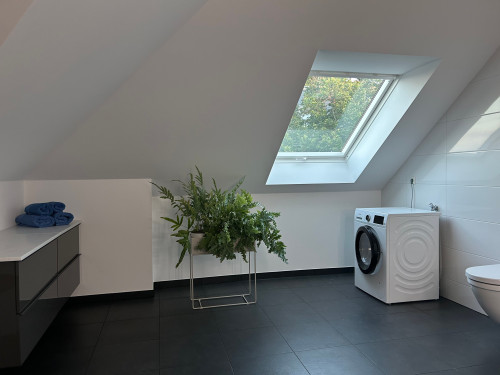 Stylish 2-Room Apartment | 90 m² | Dresden North | Parking & WiFi - Gallery - 16