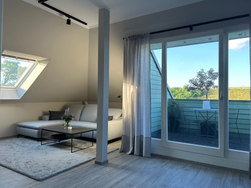 Stylish 2-Room Apartment | 90 m² | Dresden North | Parking & WiFi - Gallery - 38