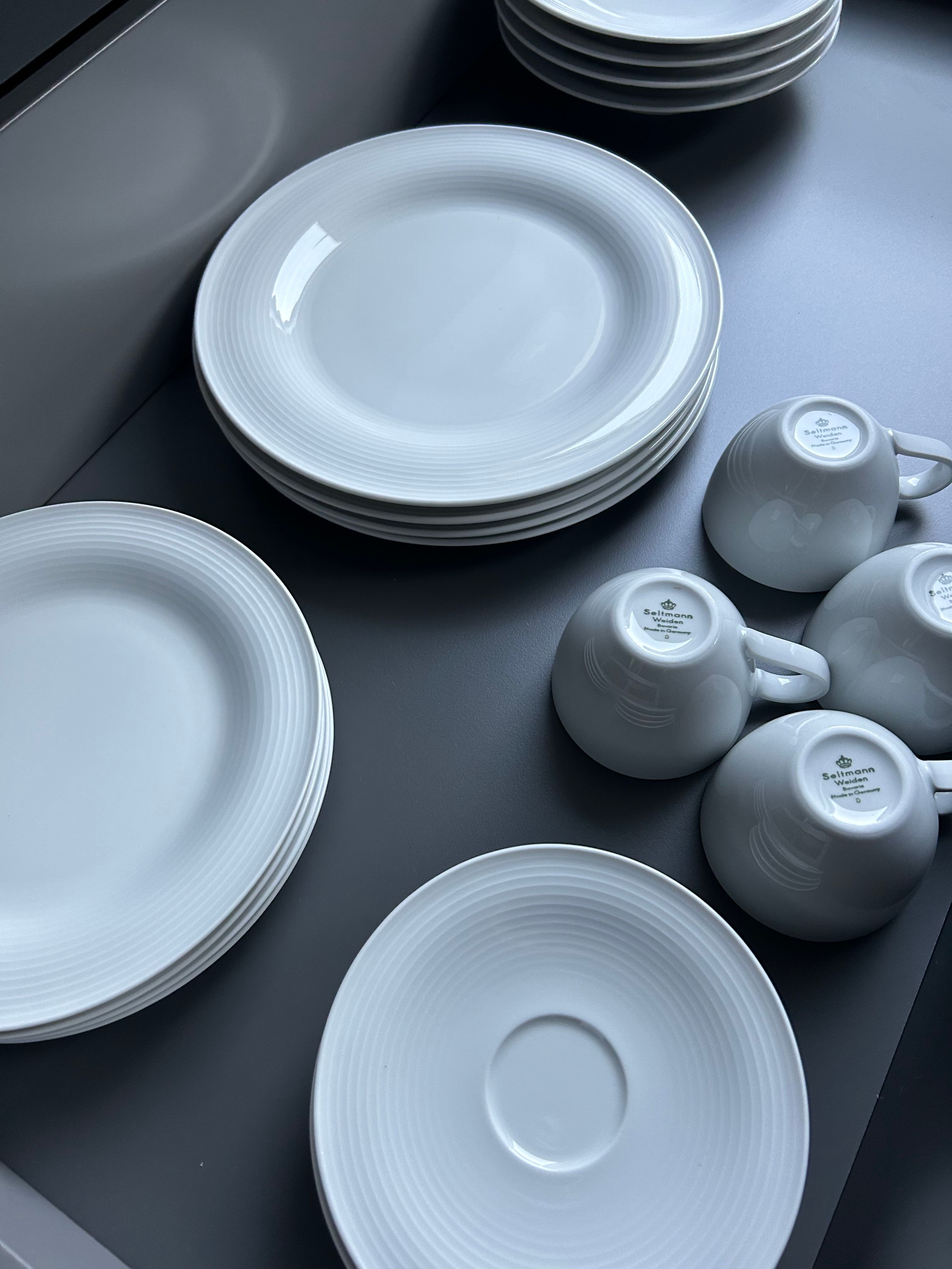 Stylish 2-Room Apartment | 90 M² | Dresden North | Parking & WiFi - 36