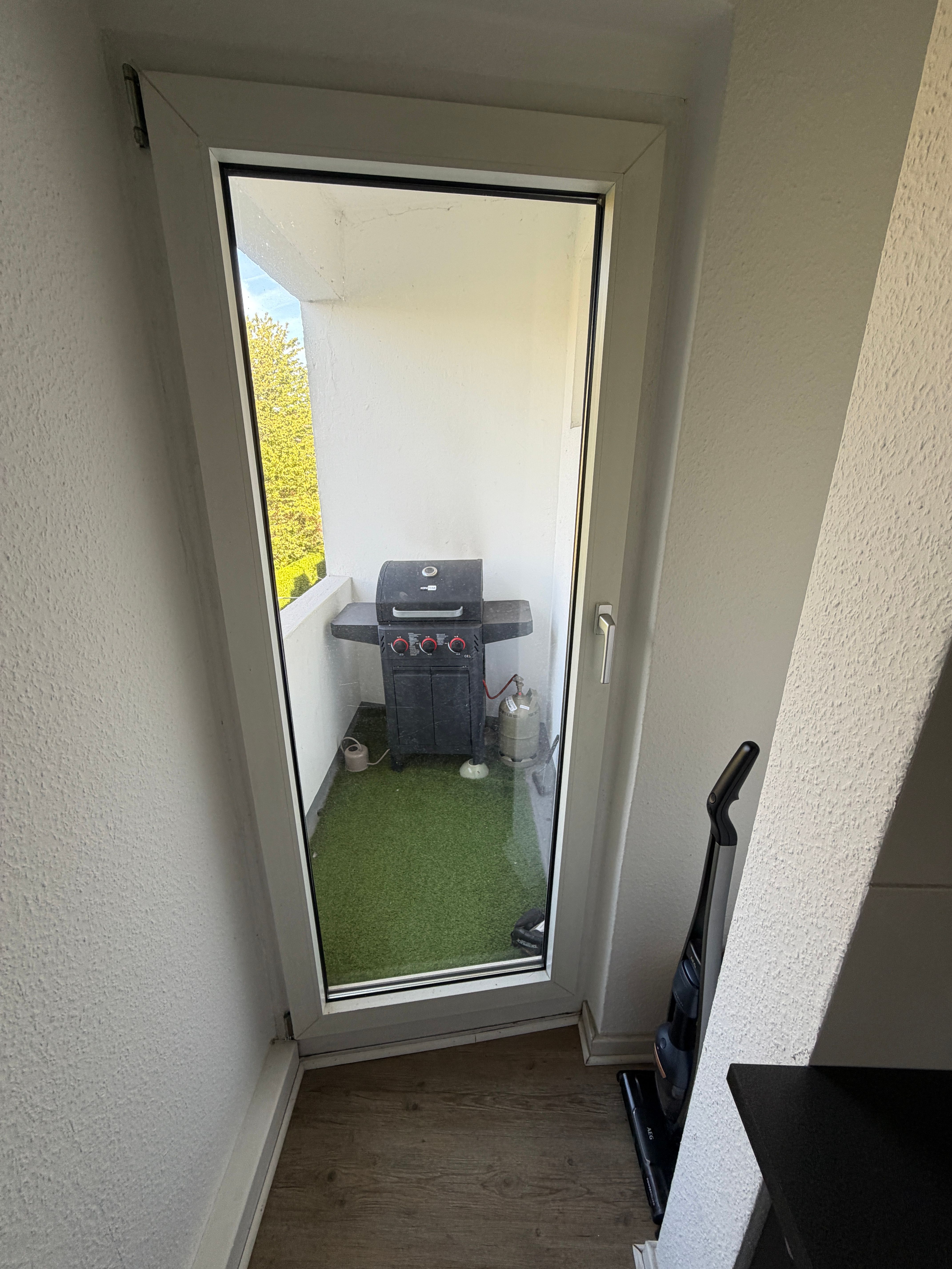 Feel-Good Oasis In Düsseldorf-Bilk – Urban, Central, Yet Quiet - 2