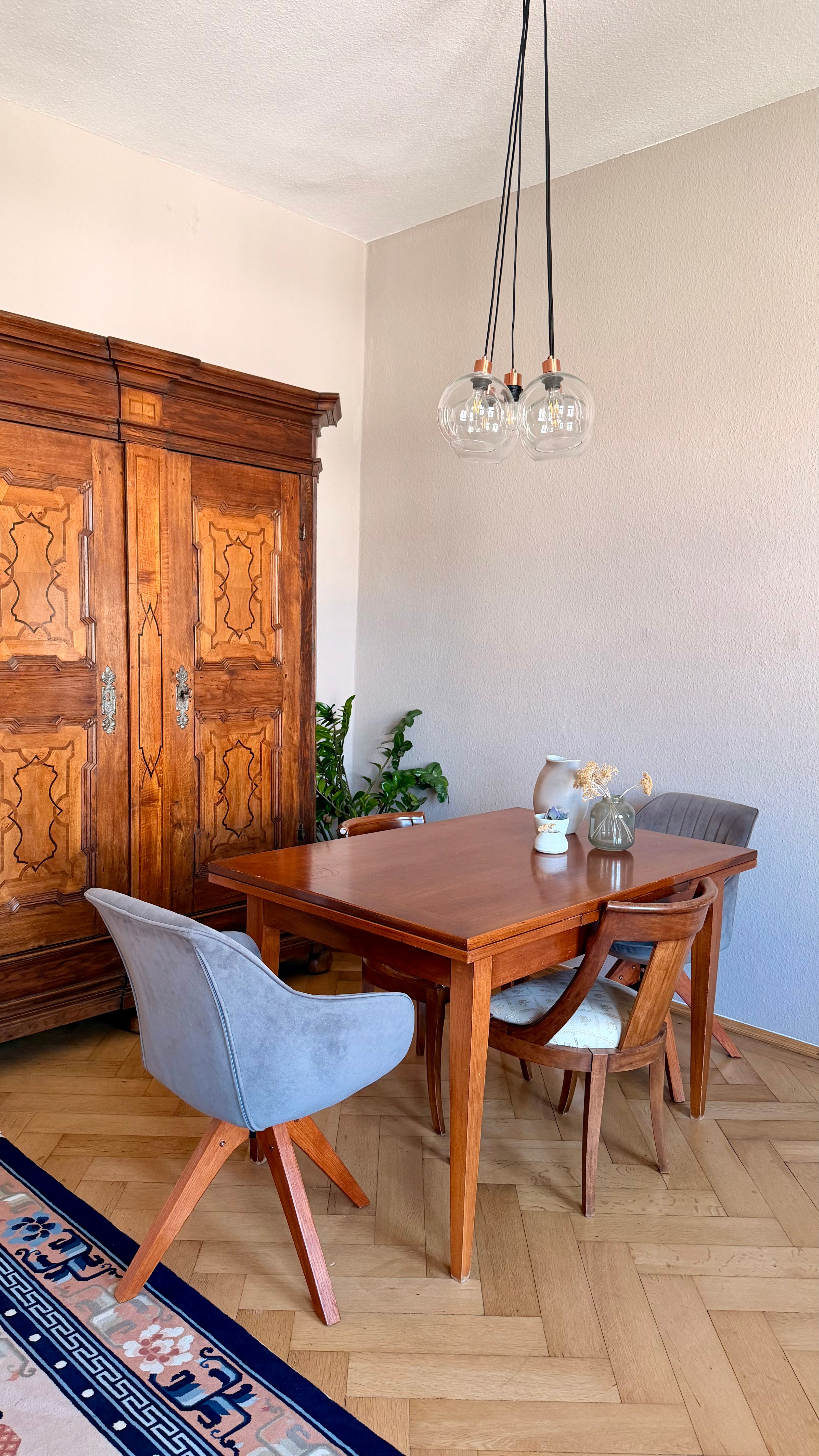 Stylish 4-Room Period Apartment With Balcony In Munich-Haidhausen - 2