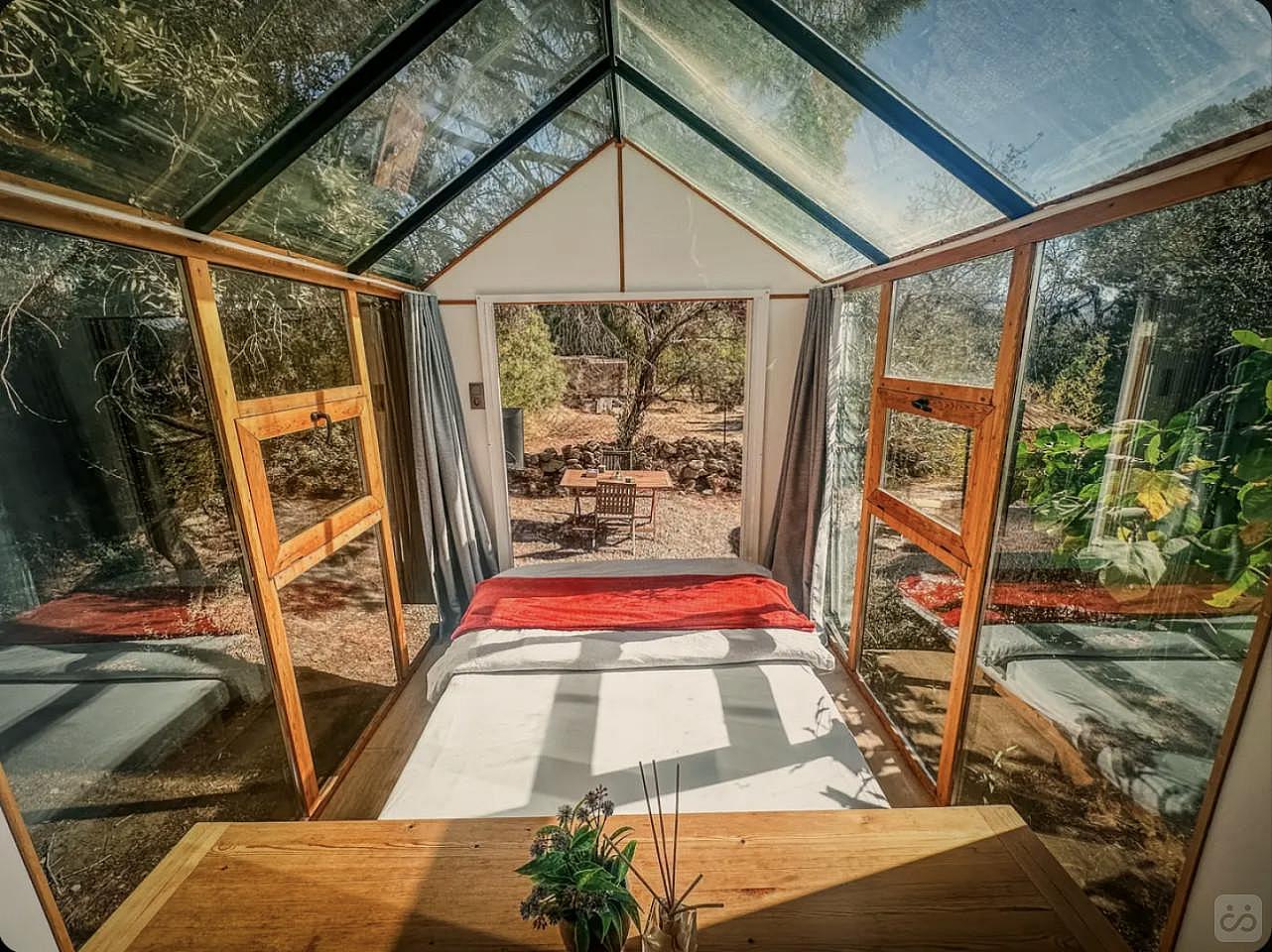 Glass Cabin - 3