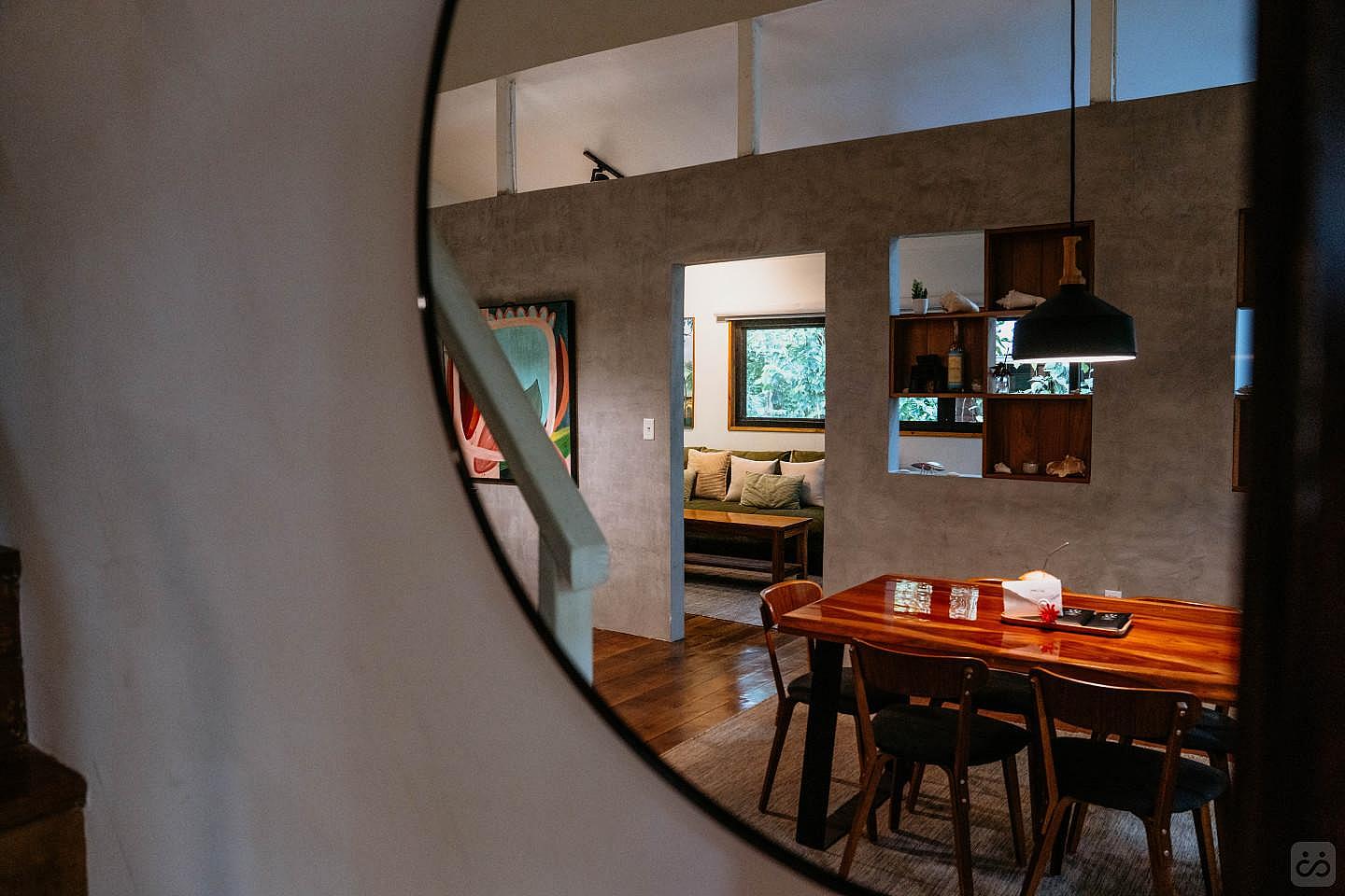 Three Bedroom Owners Apartment With AC - 4