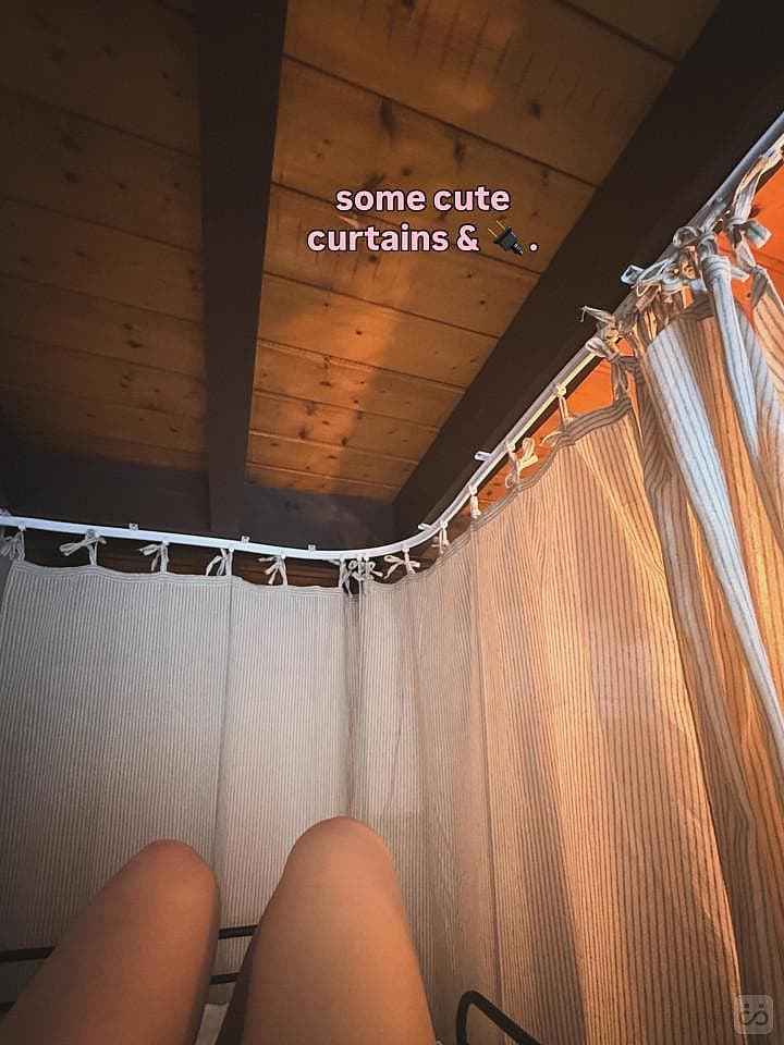 Bed In A 4-Bed Mixed Gender Room - 3