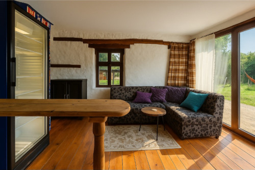 Vladimir Village Home - Gallery - 18