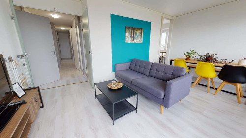 Room in Boulevard de l'Europe, Oullins-Pierre-Bénite for 82 m² with 3 bedrooms - Gallery - 5