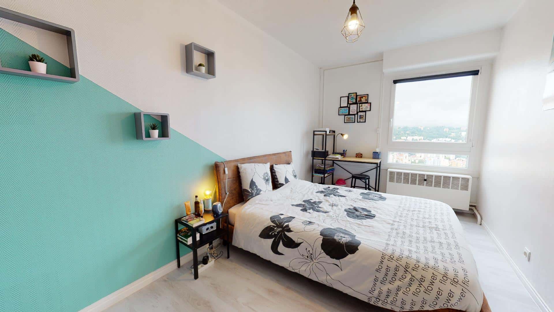 Room In Boulevard De L'Europe, Oullins-Pierre-Bénite For 82 M² With 3 Bedrooms - 1