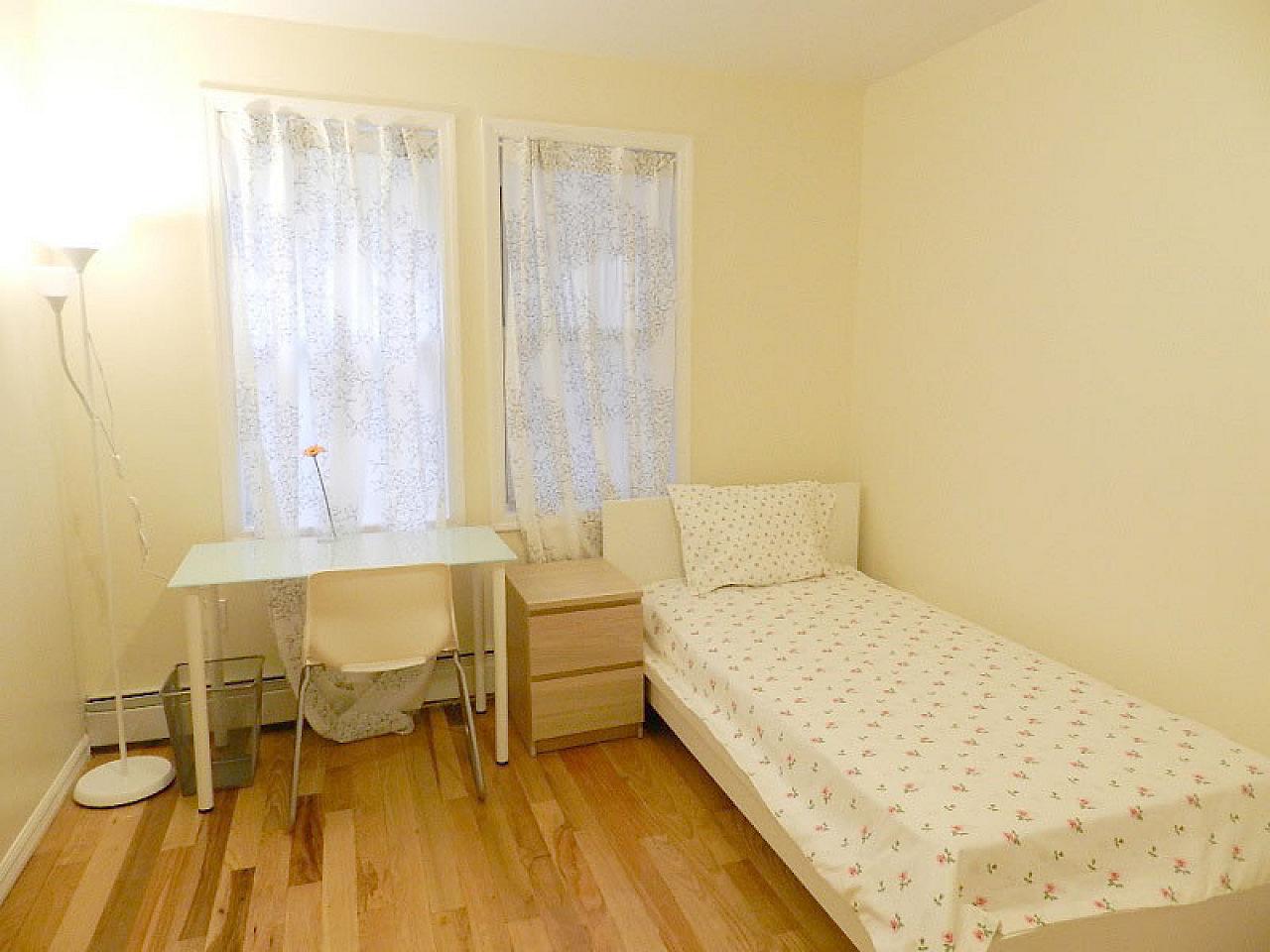 Room B - 16