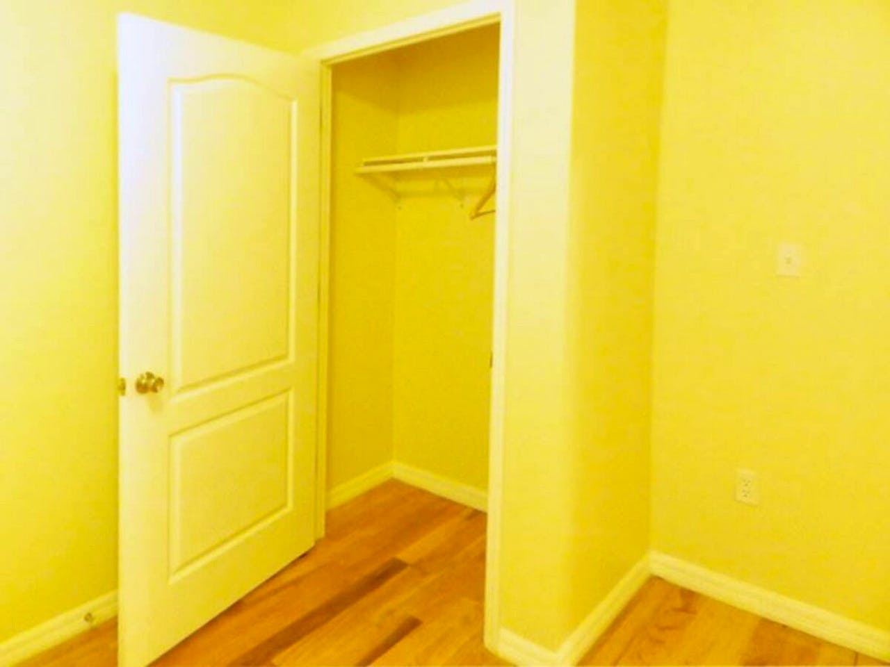 Room B - 9