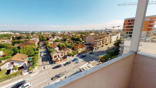 Room in Boulevard de Larramet, Toulouse for 70 m² with 4 bedrooms