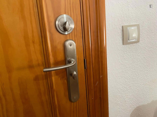 Room in Calle Huelva, Murcia for 94 m² with 3 bedrooms