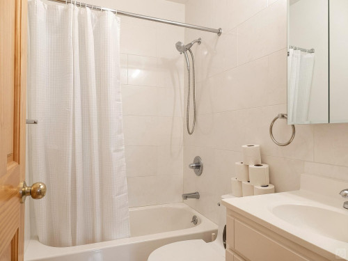 29th Home III - Gallery - 31