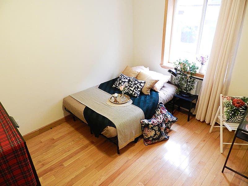 Room B - 36