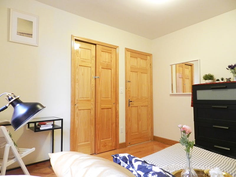 Room B - 10