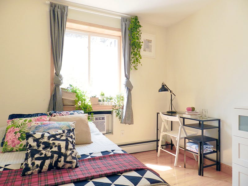 Room C - 9