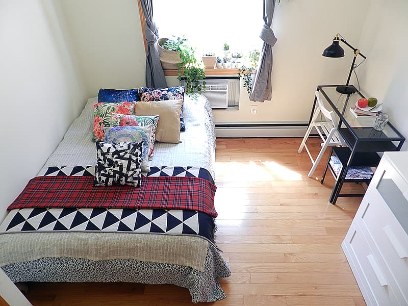 Room C - 22