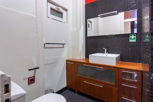 Apartment in Rua da Glória, Lisboa for 80 m² with 2 bedrooms