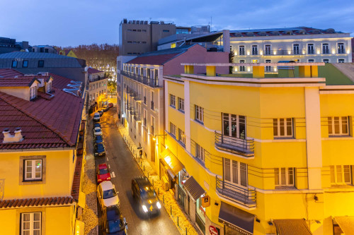 Apartment in Rua da Glória, Lisboa for 80 m² with 2 bedrooms - Gallery - 2