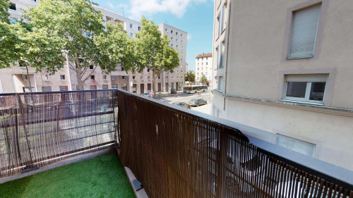 Room in Rue Paul Cazeneuve, Lyon for 76 m² with 4 bedrooms - Gallery - 5