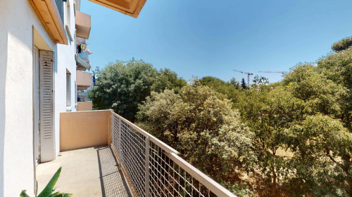 Room in Allée de la Sauvagère, Marseille for 75 m² with 3 bedrooms - Gallery - 15