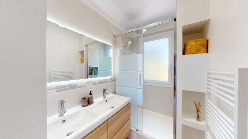 Room in Allée de la Sauvagère, Marseille for 75 m² with 3 bedrooms - Gallery - 12