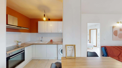 Room in Rue d'Etrembières, Annemasse for 81 m² with 5 bedrooms - Gallery - 8