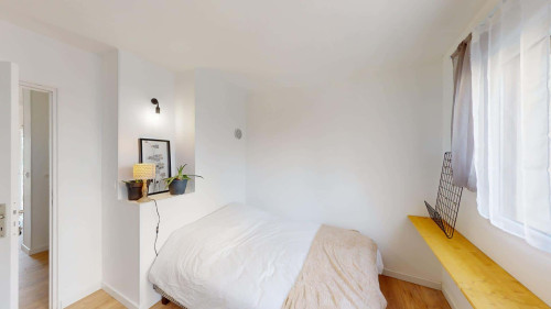 Room in Rue d'Etrembières, Annemasse for 81 m² with 5 bedrooms