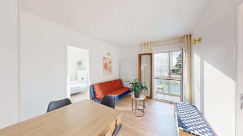 Room in Rue d'Etrembières, Annemasse for 81 m² with 5 bedrooms - Gallery - 5