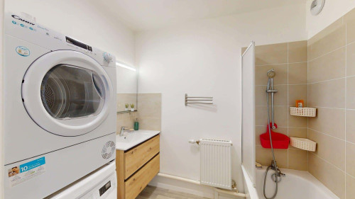 Room in Avenue Edouard Vaillant, Bobigny for 89 m² with 4 bedrooms - Gallery - 14