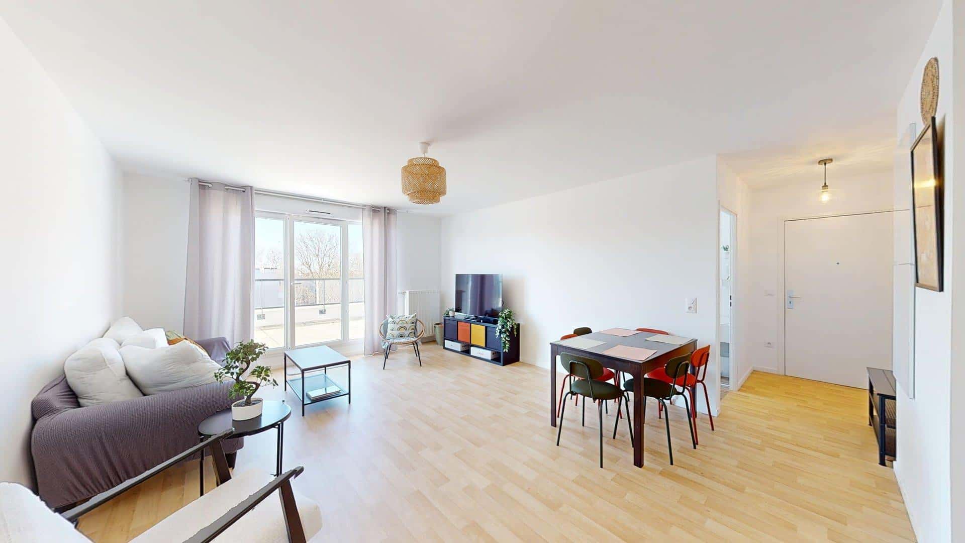 Room In Avenue Edouard Vaillant, Bobigny For 89 M² With 4 Bedrooms - 1