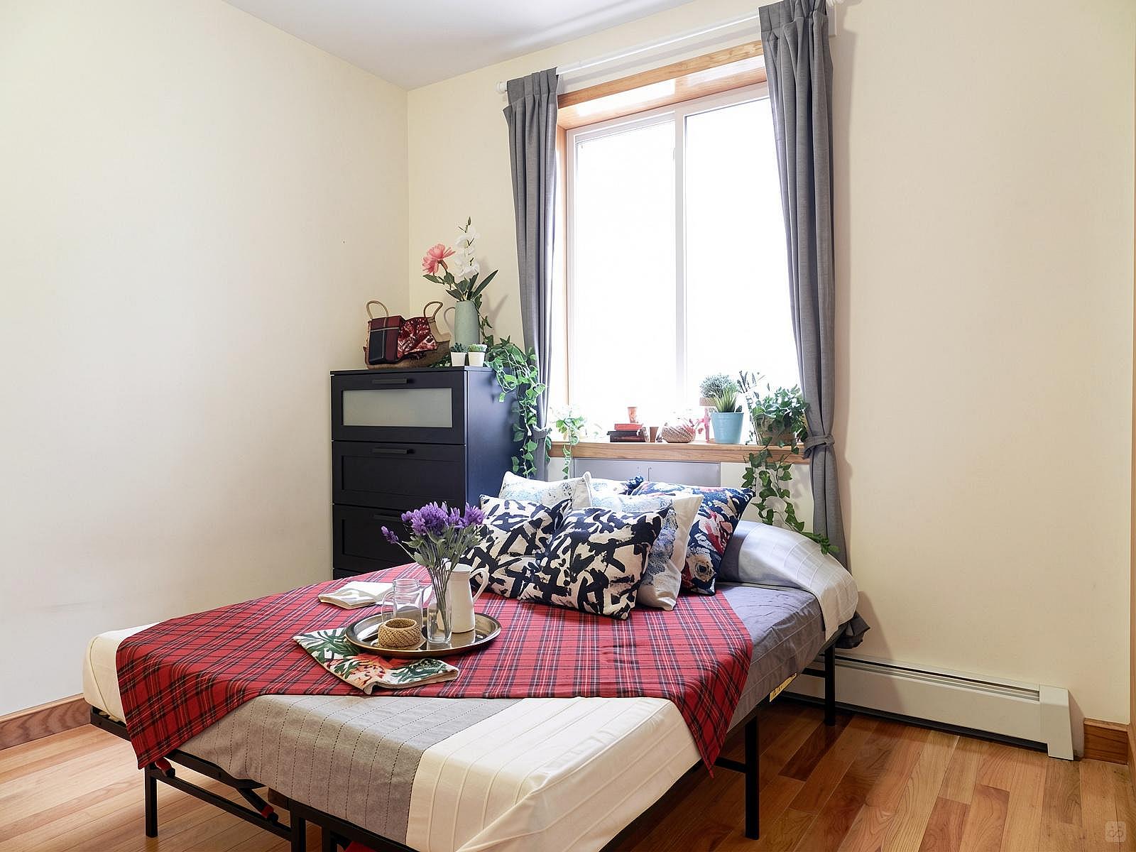 Room A - Double Bed W/ Own Bath - 49