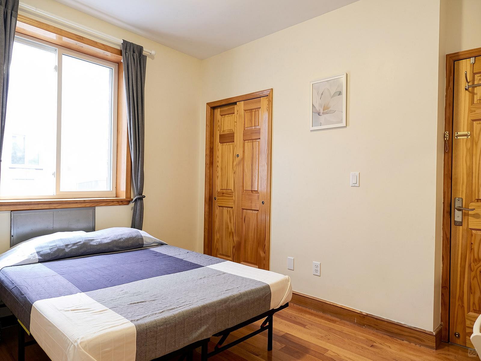 Room A - Double Bed W/ Own Bath - 54