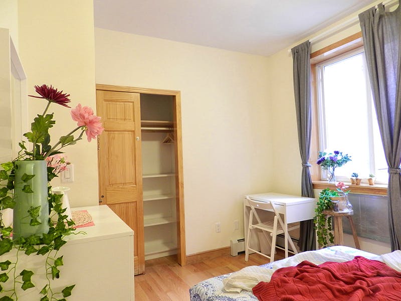Room B - 17