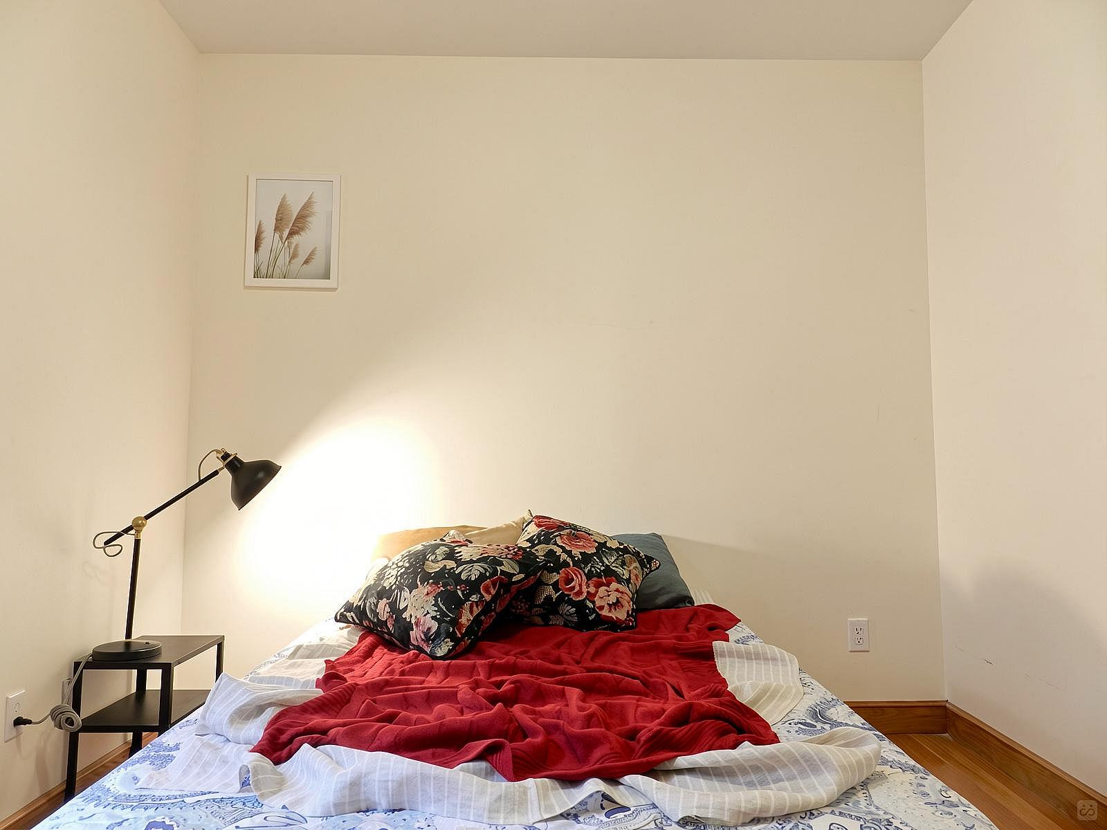 Room B - 37