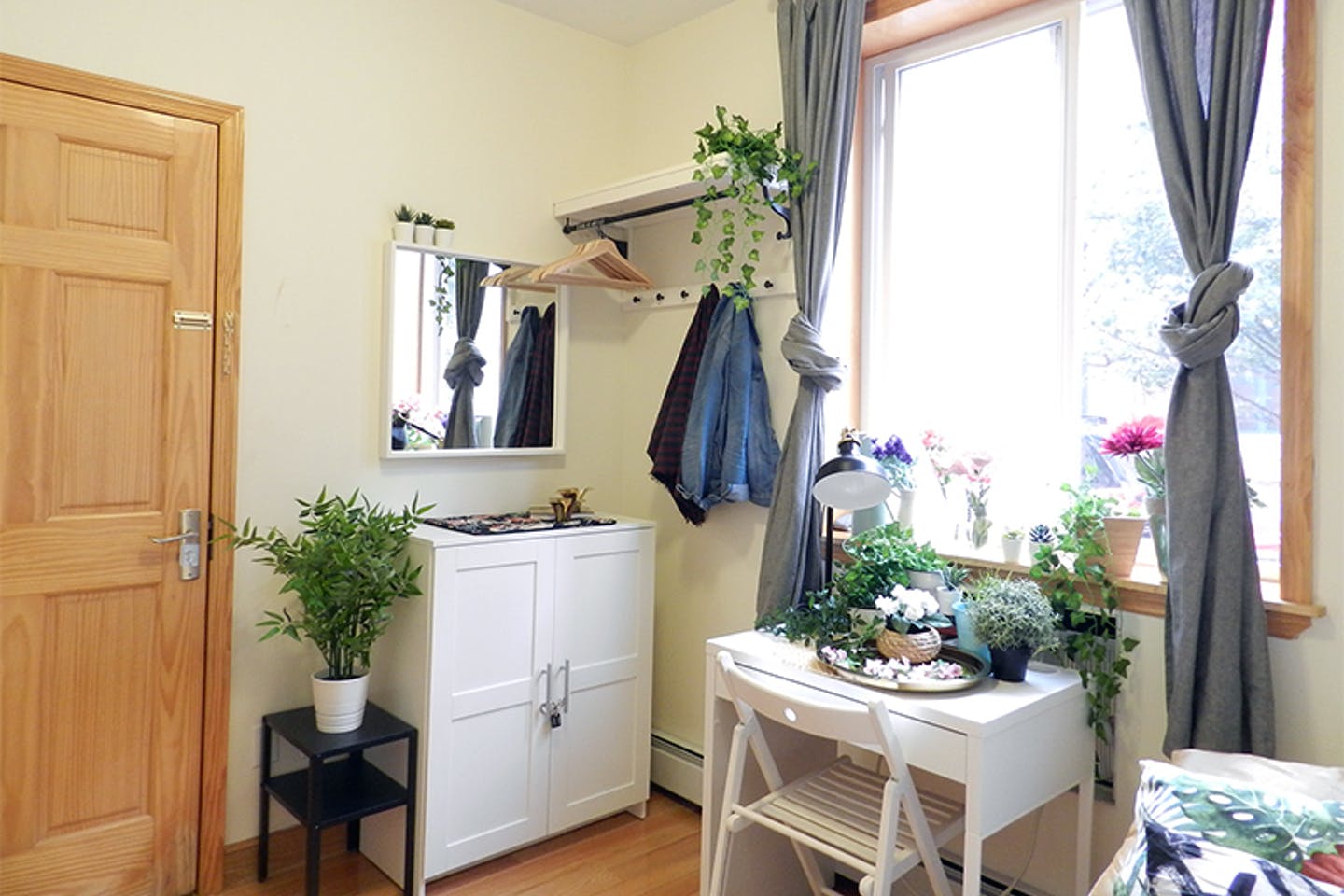 Room C - 11