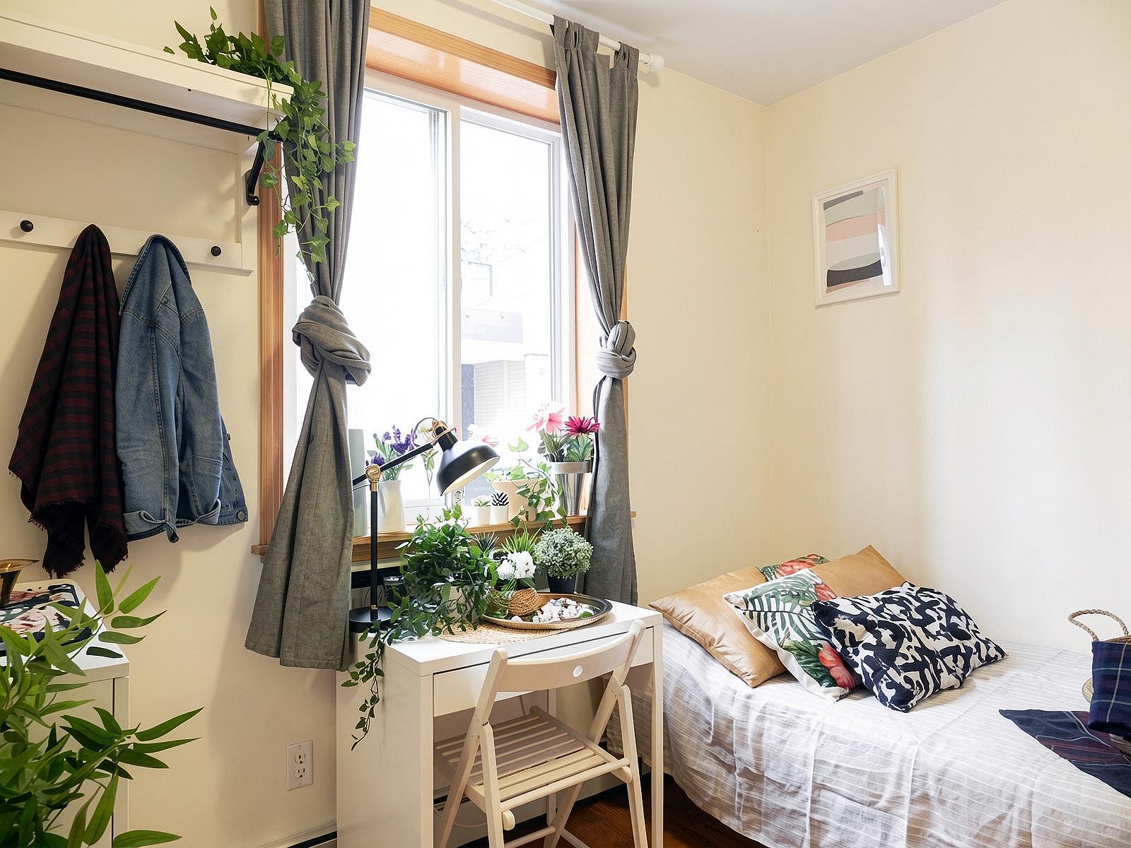 Room C - 68