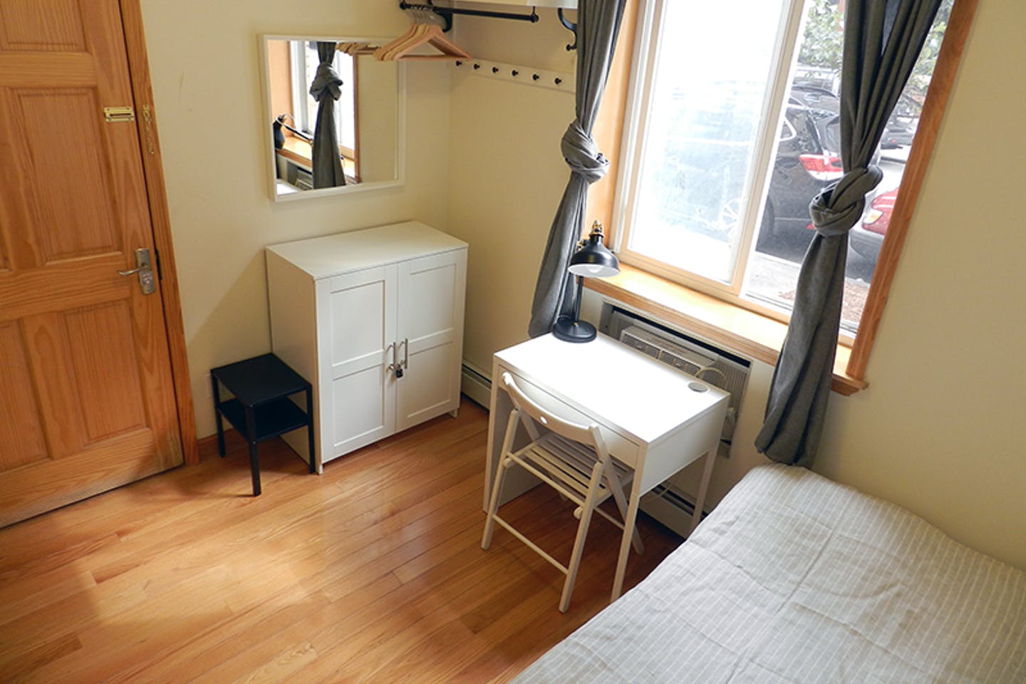 Room C - 6