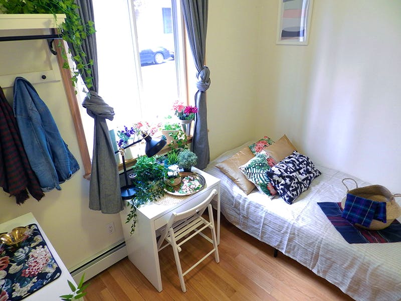Room C - 33