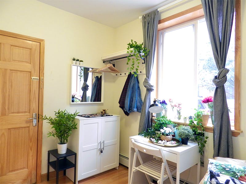 Room C - 35