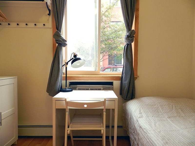 Room C - 27