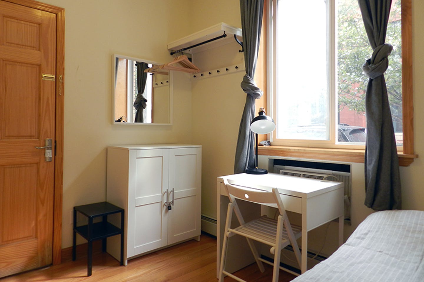 Room C - 5