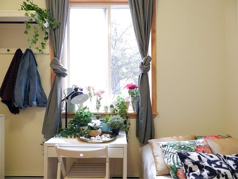 Room C - 22