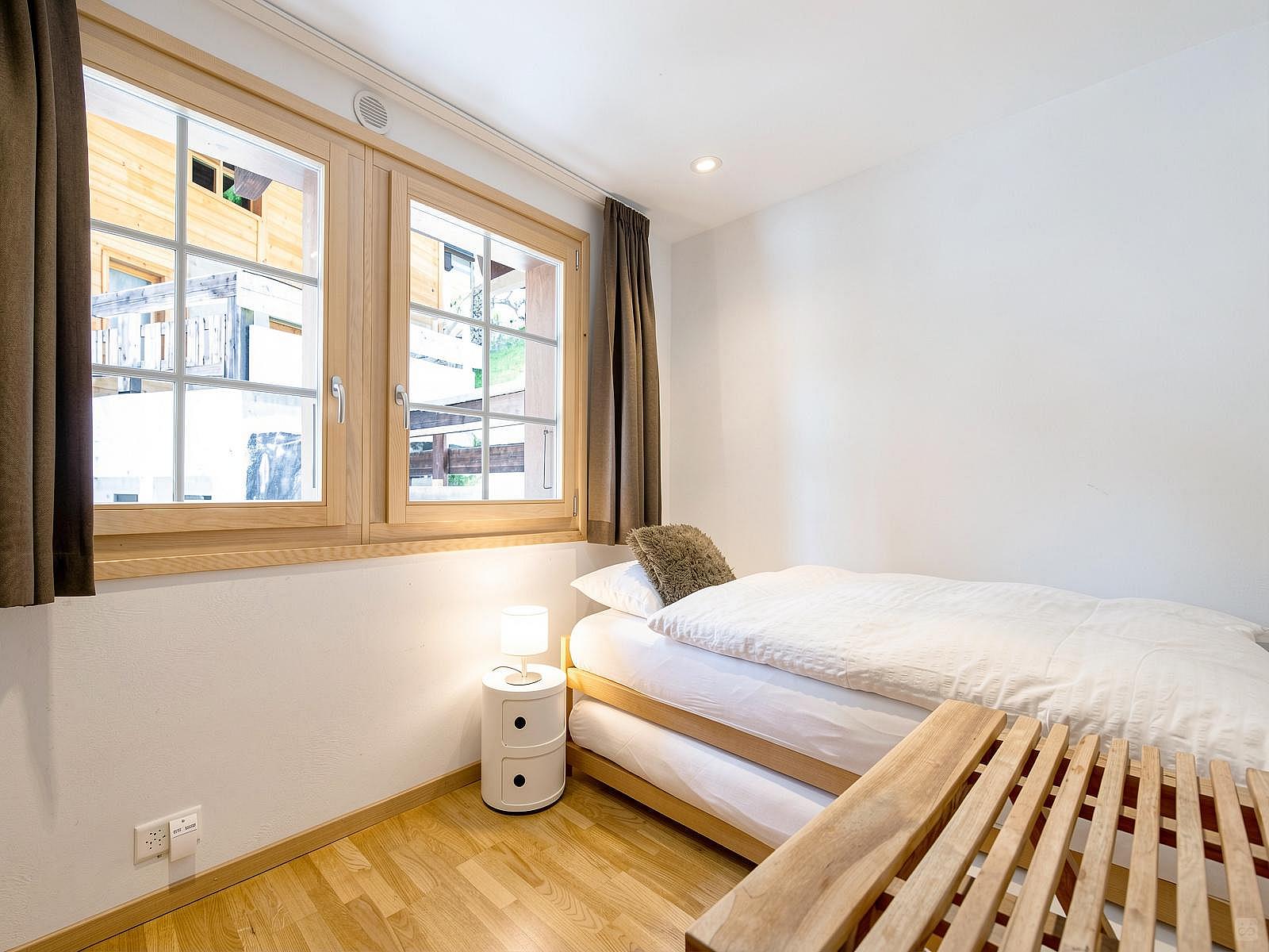 Single Room - Charming Chalet w/ Stunning Alps View w/ Coworking + Outdoor Areas - Gallery - 35