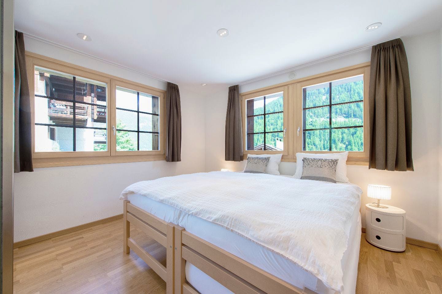 Double Room - Charming Chalet w/ Stunning Alps View w/ Coworking + Outdoor Areas - Gallery - 18
