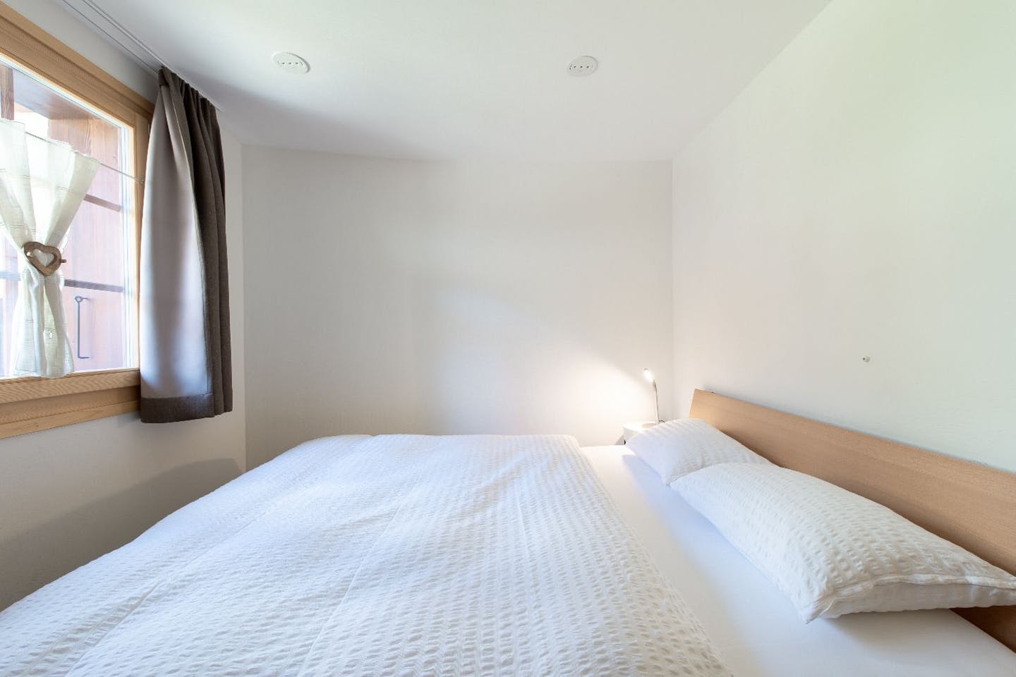 Double Room - Charming Chalet w/ Stunning Alps View w/ Coworking + Outdoor Areas - Gallery - 8