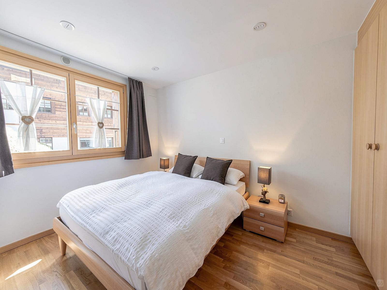 Double Room - Charming Chalet w/ Stunning Alps View w/ Coworking + Outdoor Areas - Gallery - 50